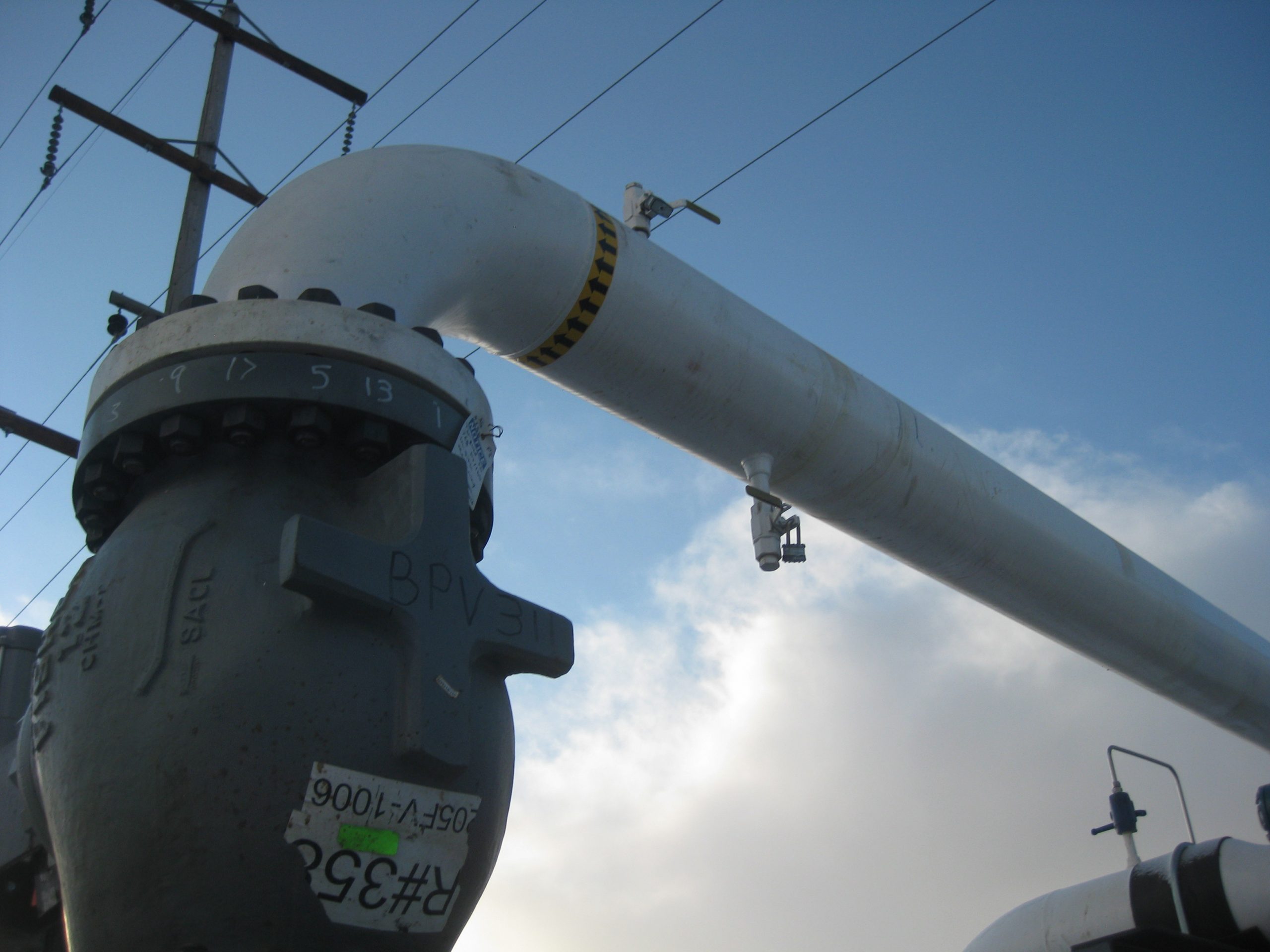 pipeline valve connection installation